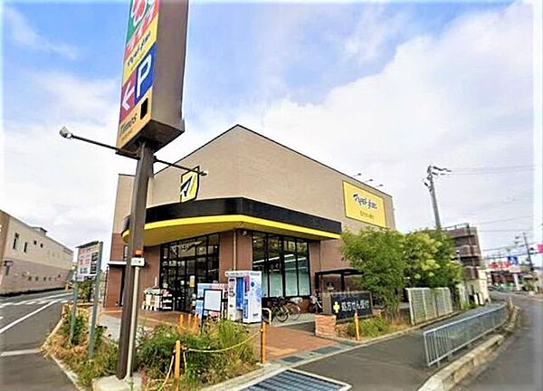 マツモトキヨシ初芝店 590m