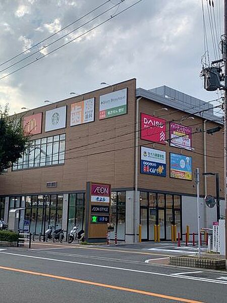 イオンそよら新金岡営業時間8：00～23：00 610m