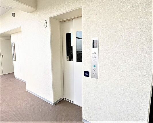 エレベーターも...