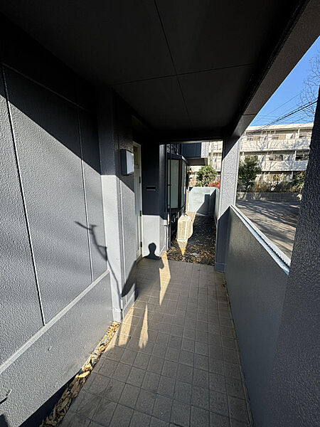 ２階玄関への入口。