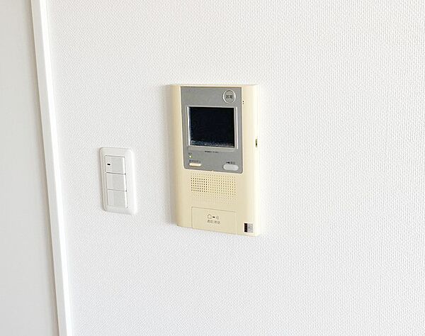 モニター付きインターホンです。