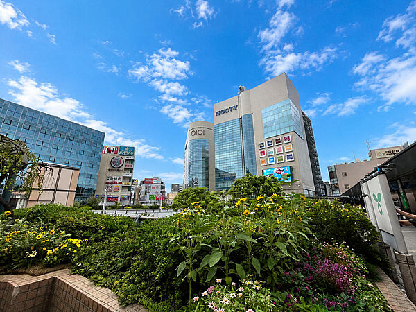 《溝の口駅前》商業施設が充実し、毎日の買い物に便利な溝の口駅前