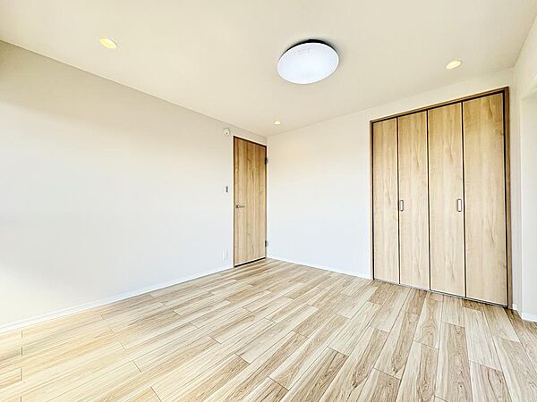 寝室6.7帖