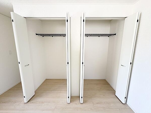 洋室（7.5帖）収納
