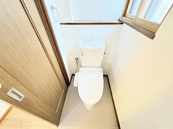 1階トイレ（新品）