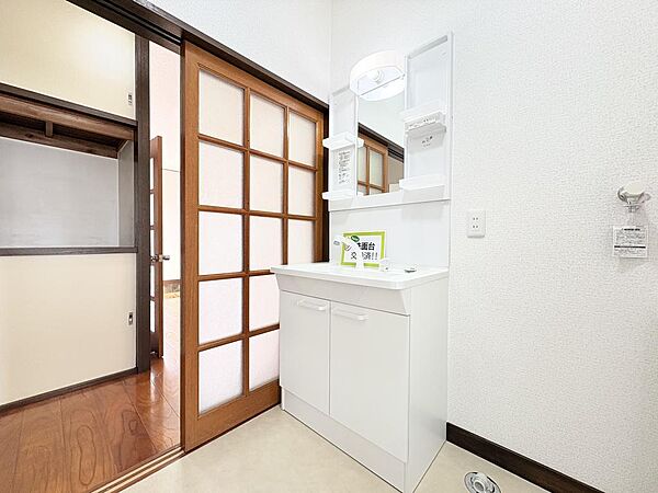 洗面化粧台(新品）