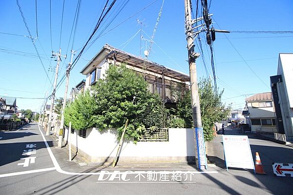 ◇植栽は伐採します。◇角地のため、開放感がございます。