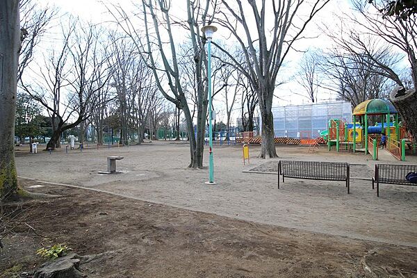 あさひ公園まで・・約800M