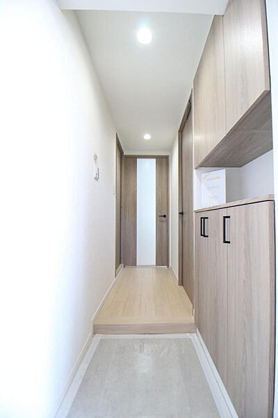 建具も新しいものに交換しています。