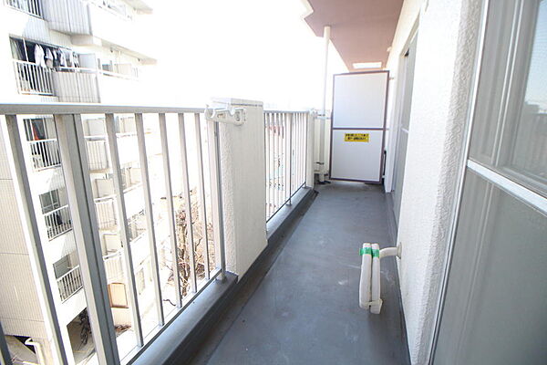 ◇東側に面するバルコニー◇