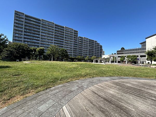 松原団地西口公園まで約615ｍ/徒歩約8分