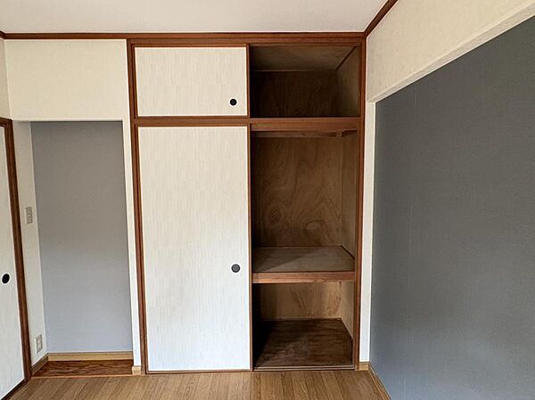 各居室収納付きで居住スペースを広く確保できます♪