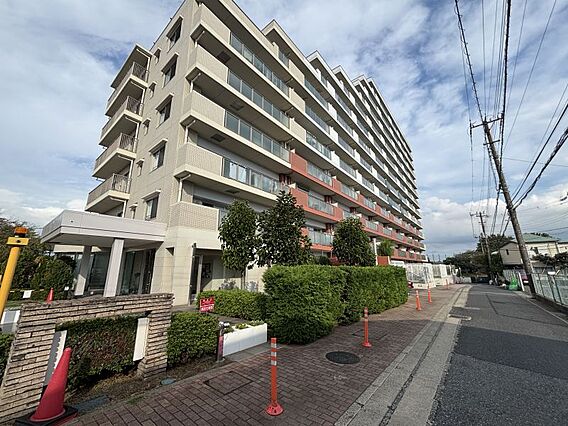 駅まで近いため...