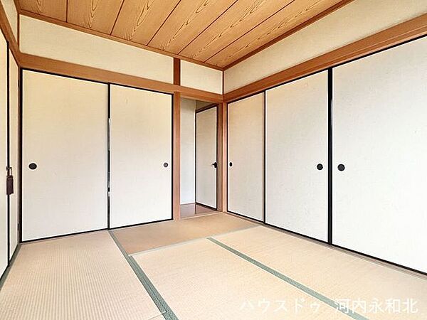 和室は客間、お子様の遊び場、お昼寝場所と多目的にお使い頂けます。