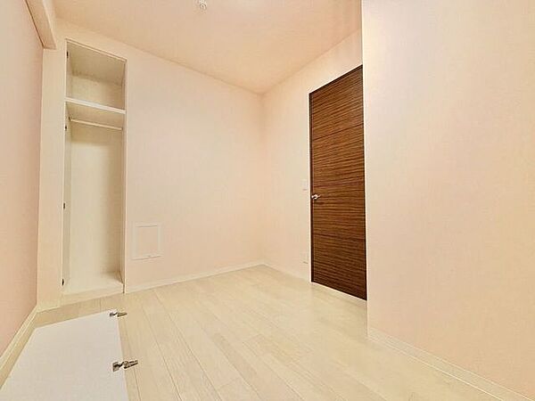 洋室を拡大表示