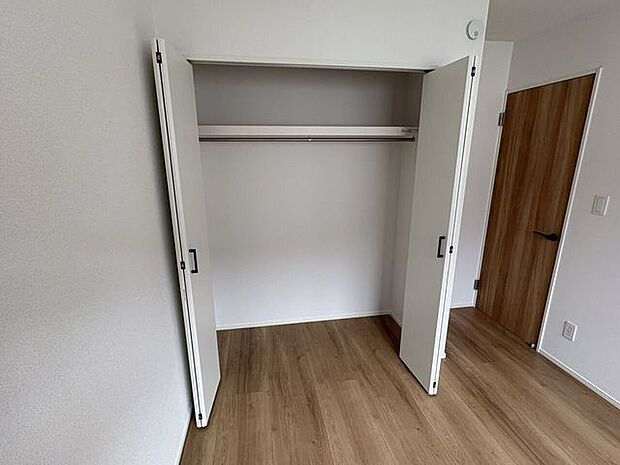 全室収納付き♪お部屋がスッキリ片付きますね♪