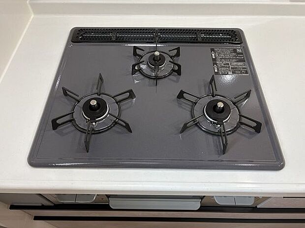 3口コンロ 一度にたくさんのお料理ができます♪