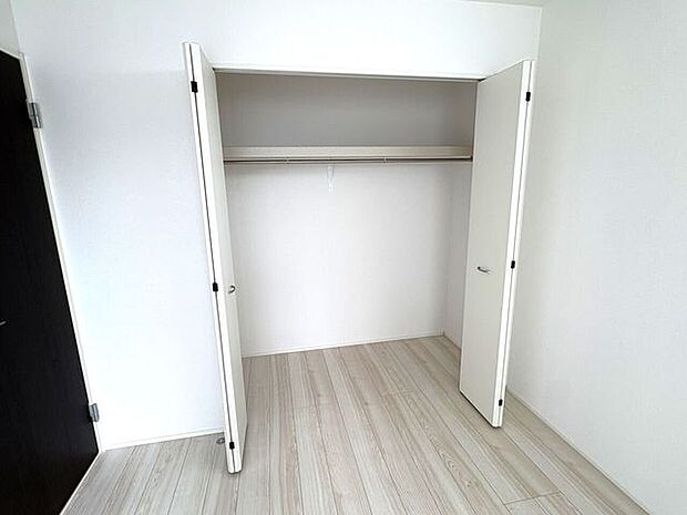 全室収納付き♪お部屋がスッキリ片付きますね♪