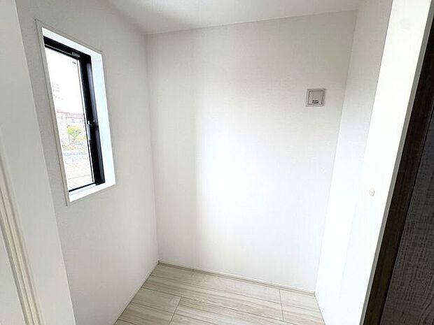 テレワークや収納スペースとしても使用できます!