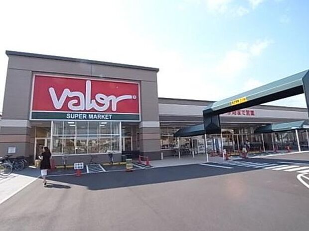 バロー東起店 1000m