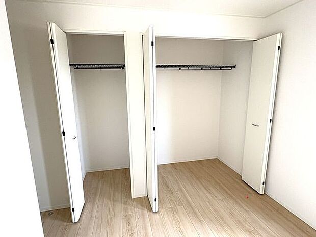 全室収納付き♪お部屋がスッキリ片付きます♪