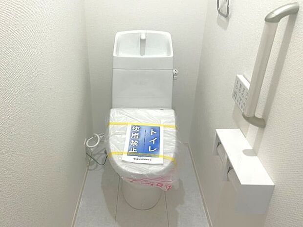 トイレ 同仕様 温水洗浄便座♪寒い季節も快適です♪