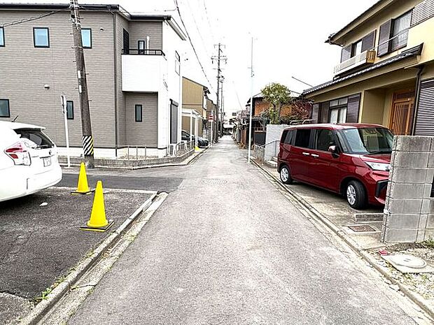 南側前面道路