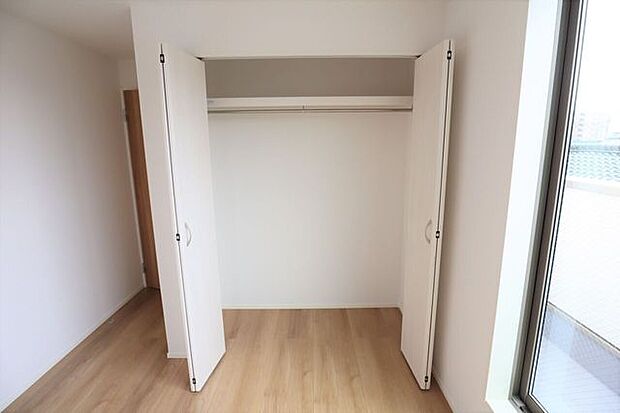 クローゼット 同仕様 全室収納付き♪お部屋がスッキリ片付きますね♪