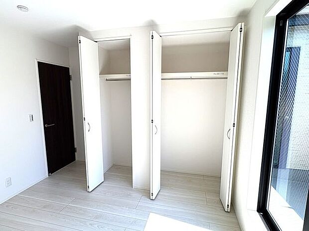 全室収納付き♪お部屋がスッキリ片付きますね♪