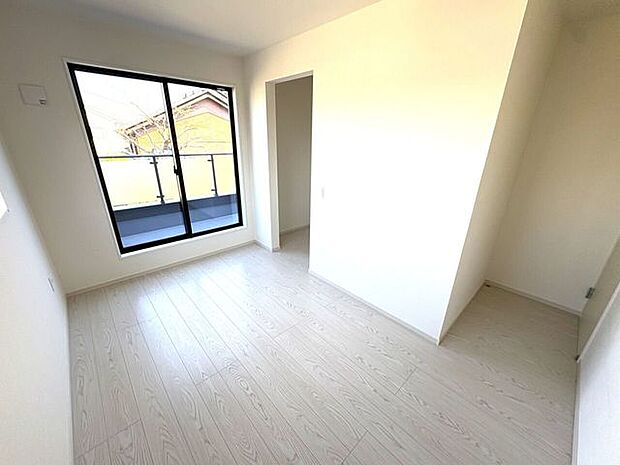 ウォークインクローゼット完備の洋室!