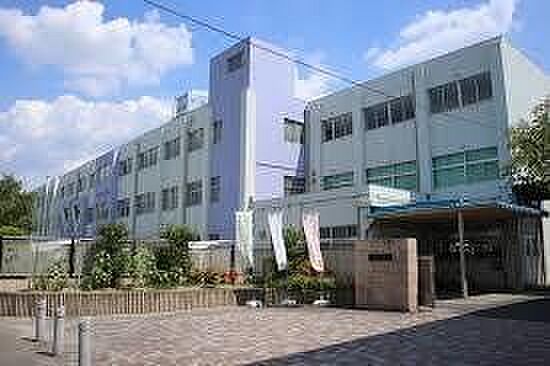 甚目寺中学校 1220m