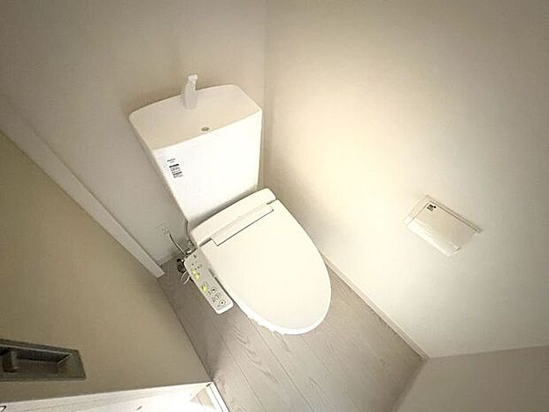 温水洗浄便座♪寒い季節も快適です♪