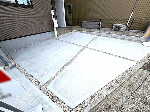 並列駐車2台可能です！