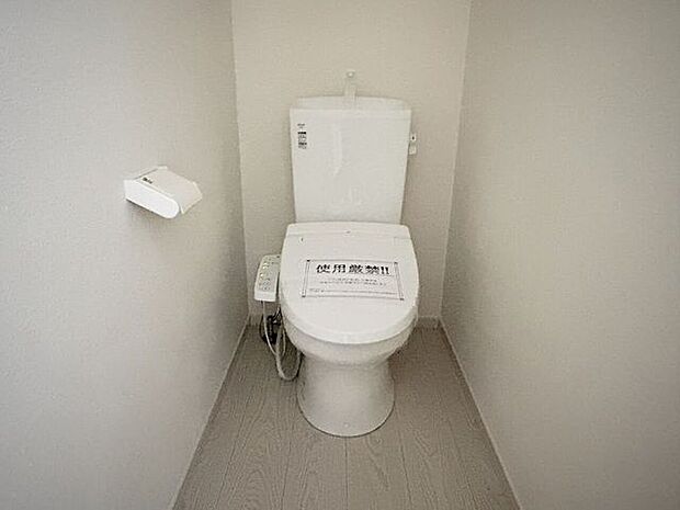 温水洗浄便座♪寒い季節も快適です♪