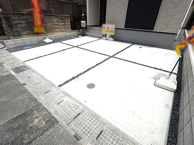並列駐車2台可能です!