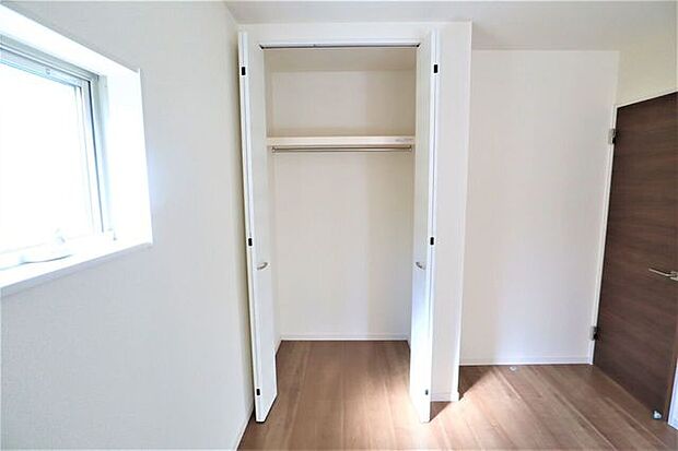クローゼット　同仕様　全室収納付き♪お部屋がスッキリ片付きます♪