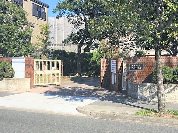 港南中学校 190m