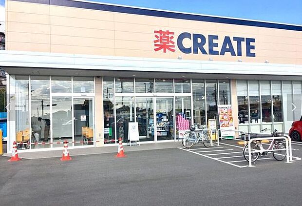 クリエイトS・D蟹江富吉店 600m