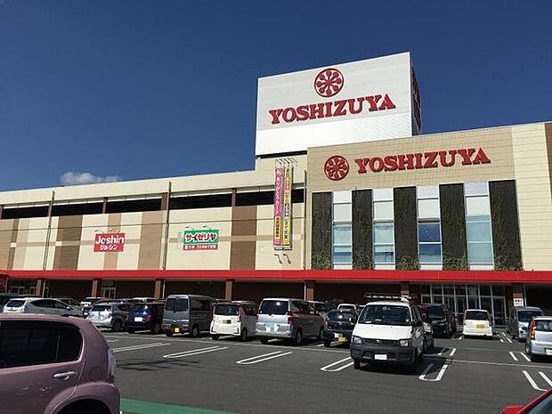 ヨシヅヤJR蟹江駅前店 1300m