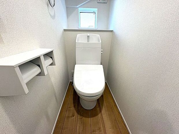 温水洗浄便座♪寒い季節も快適です♪