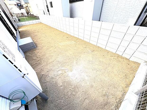 ガーデニングも楽しめるお庭スペース!