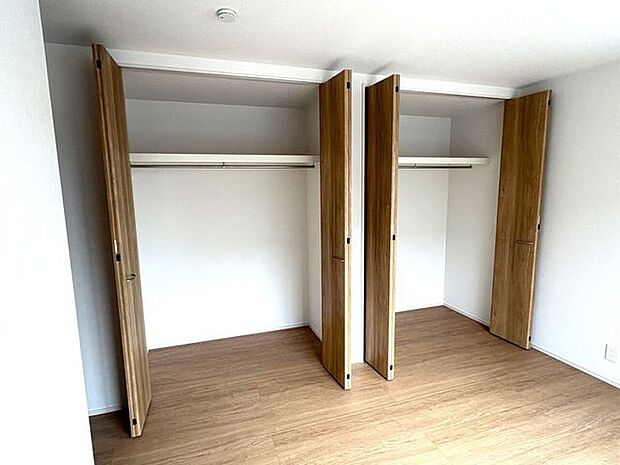 全室収納付き♪お部屋がスッキリ片付きます♪