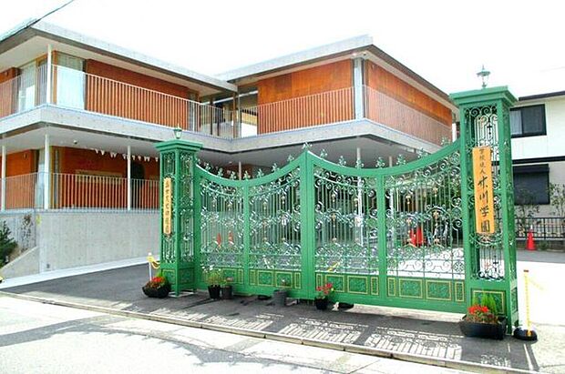 富士文化幼稚園 700m