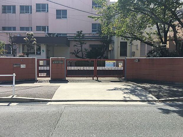 正保小学校 550m