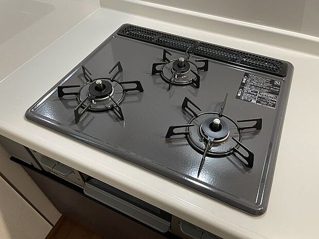 3口コンロ 一度にたくさんのお料理が作れるので便利です!