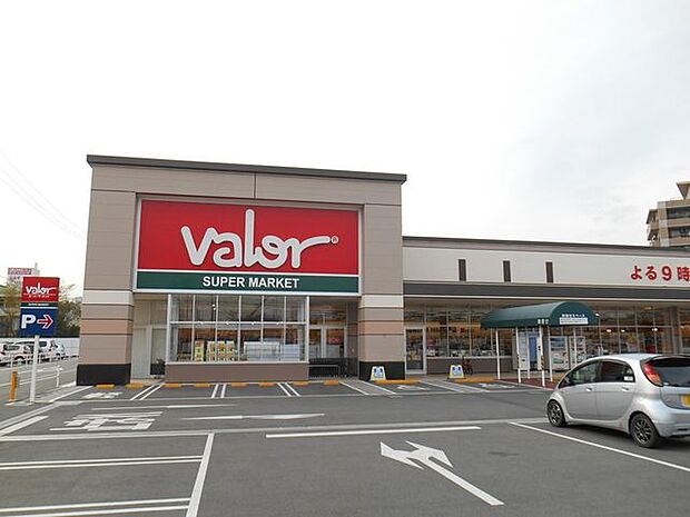 バロー蟹江店 1000m