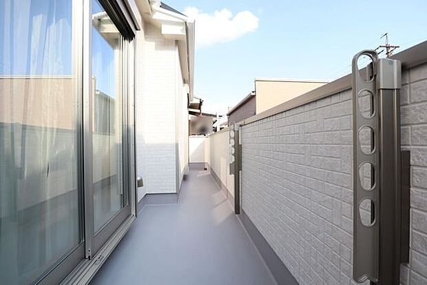 バルコニー　同仕様南向きバルコニー♪日当たり良好です♪