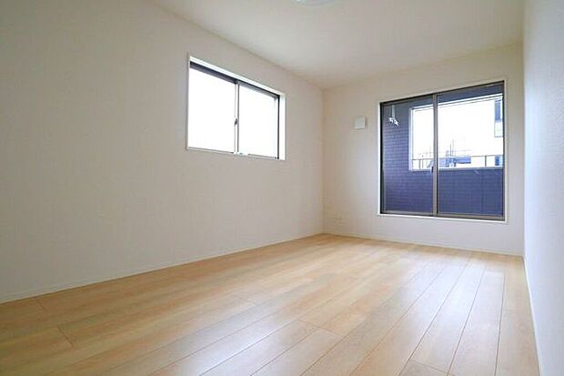 洋室 同仕様2面採光のお部屋は明るく風通しの良いお部屋です♪