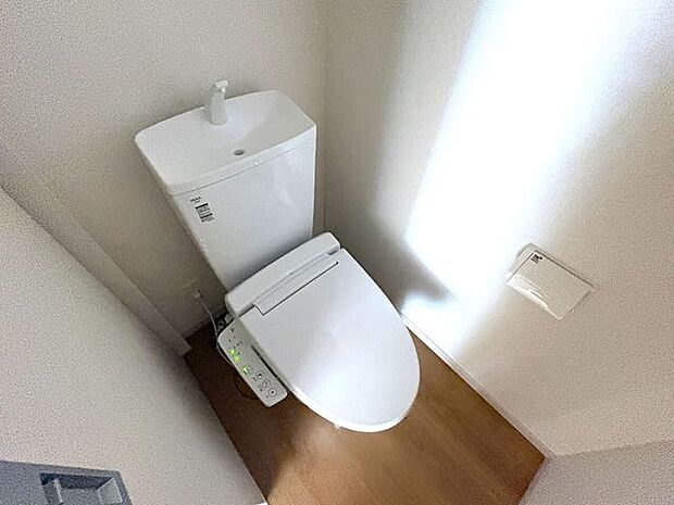 温水洗浄便座♪寒い季節も快適です♪