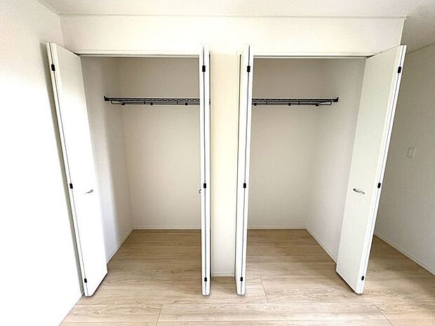 全室収納付き♪お部屋がスッキリ片付きますね♪